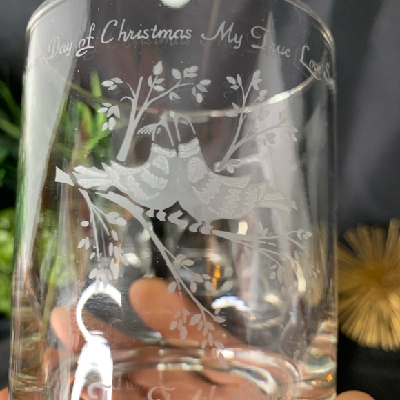 Set of 6 vintage HTF Garrick “12 days of Christmas” etched glasses (days 1-6) - Picture 13 of 16
